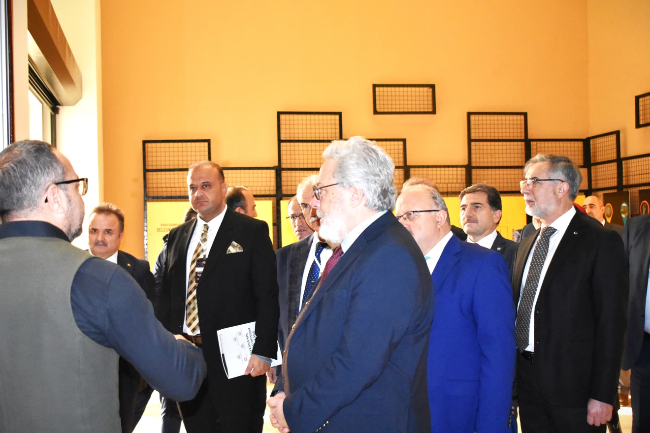 Enstitümüzün de paydaşı olduğu Uluslararası Mevlânâ’nın Selçuklu Dünyası-Bir Mevlânâ Prosopografisi-Sempozyumu gerçekleştirildi